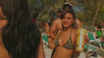 Секси мацки по горещите плажове на Маями 