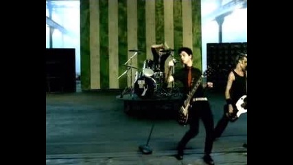 Green Day - American Idiot