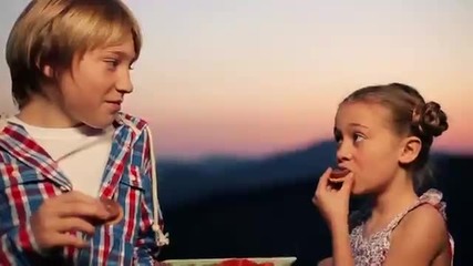 Neda Ukraden - Viljamovka - official video 2013