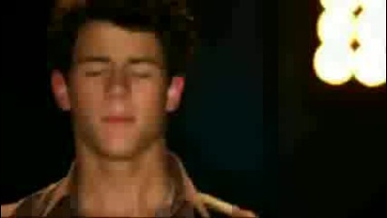 Miley Cyrus, Jonas Brother, Demi Lovato, Selena Gomez - Send It on