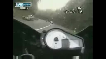 brutalna katastrofa s motor.wmv