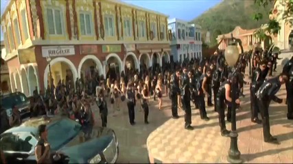 * H D * Golmaal Returns - Tha Kar Ke - Kareena Kapoor 