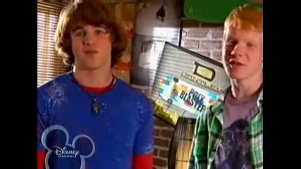 Zeke and Luther - 1x01 - Bg Audio - part 2