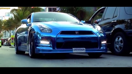 Blue & Green Chrome Nissan Gtr