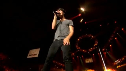 Jonas Brothers World War |||