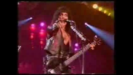Kiss - Animalize Tour - 1984 - Heaven`s On Fire