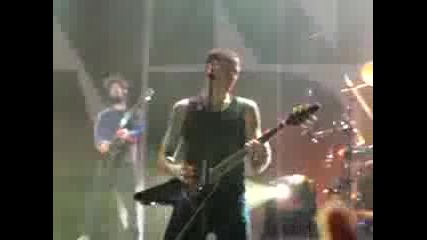 Chester Bennington Guitar Playing