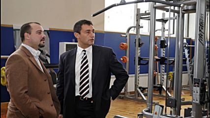 Пресаташето на МФВС: Атрактивно е да покажеш 1000 деца, а не скандали!
