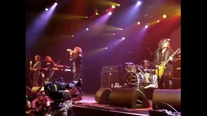 Europe - Seven Doors Hotel (live)