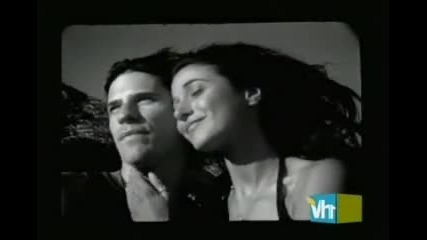 Hinder - Lips Of An Angel 