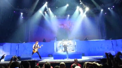 Iron Maiden - Sanctuary - Live