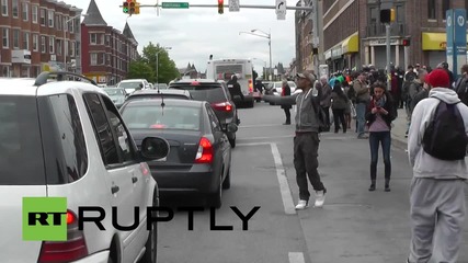 USA: Street celebrations in Baltimore after six officers charged in Freddie Gray case
