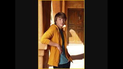 Sterling Knight 