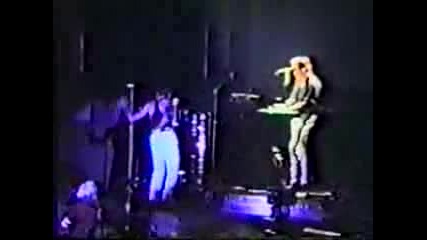 Depeche Mode - Behind The Wheel & Route 66 (World Violation Tour Frankfurt @ 14.10.1990) 17/19