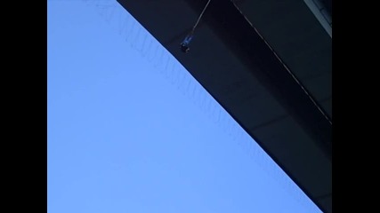 Бънджи скок (аспарухов мост)