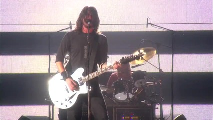 Foo Fighters - The Pretender & God Save The Queen (live) 