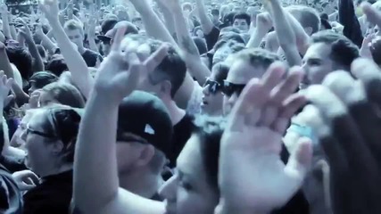 Asking Alexandria - Not The American Average Официално музикално видео + Текст H D 1080p