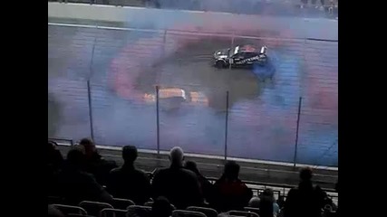 Bmw E30 Donuts with coloured smoke on Lausitzring