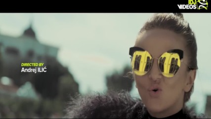 Vesna Cesarevic - Ne Gledaj U Mene ( Official Video 2016 )