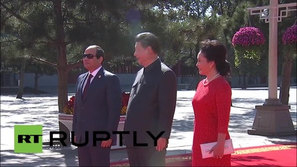 China: Xi Jinping welcomes world leaders for Beijing military parade