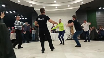 Мъжки добруджански танц - 11 години клуб Задявка Шумен