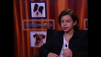 Emma Roberts Jake T. Austin interview for Hotel for Dogs 