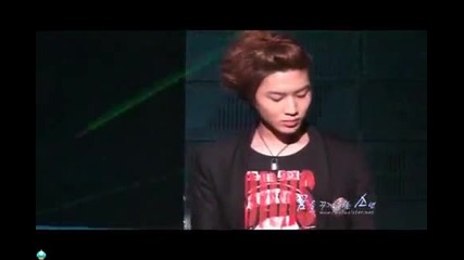 091110 Cute Taemin fancam @ Live $ession