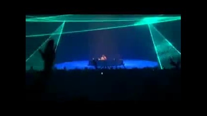 Dj Tiesto.- Traffic