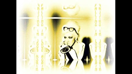 Christina Aguilera - Falling in love again 