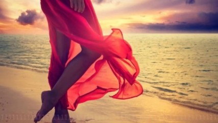 Doro Pesch ☀️ A Winter Shade Of Palec