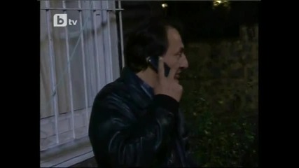 Месут говори с Хюсню по телефона