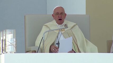 Папа Франциск с литургия на открито пред близо 1,5 милиона в Португалия