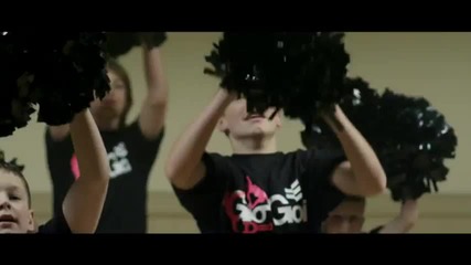 New * Tiesto & Mark Knight ft. Dino - Beautiful world ( Official video )