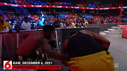 Top 10 Raw moments: WWE Top 10, Dec. 6, 2021