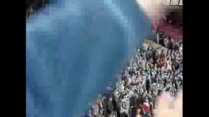Левски Обичаме Те
