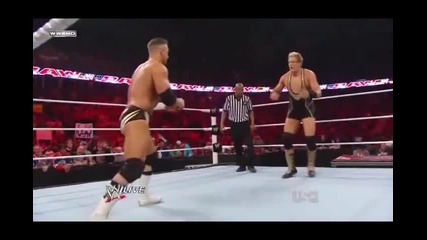Wwe Raw 22.08..11 - Alex Riley vs Jack Swagger / Vickie Guerrero ( Dolph Ziggler )