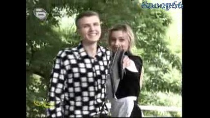 Без Дрехи - Кака С Голо Дупе Сервира 09.05.2008