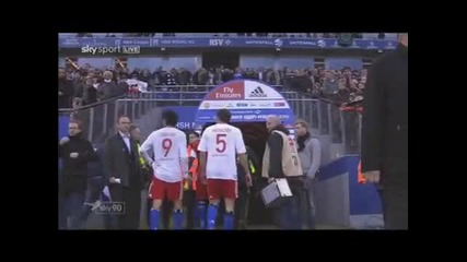 Футболист Замеря Публиката! 