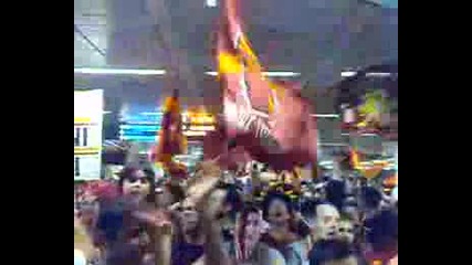 Tifosi As Roma A Fiumicino