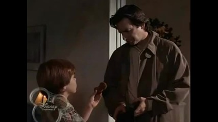 Moms Got a Date with a Vampire - Мама има среща с вампир - Part 5/9 