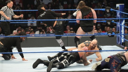 The Usos & Gallows & Anderson vs. The Bar & SAnitY: SmackDown LIVE, 25 December, 2018