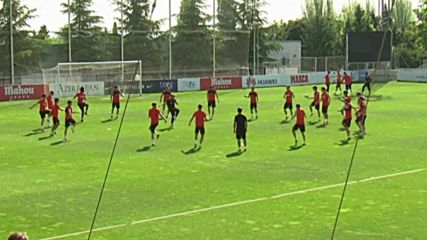Атлетико запази скромност преди финала в ШЛ с Реал