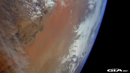 Документални снимки на Н Л О от борда на космически апарат на Nasa