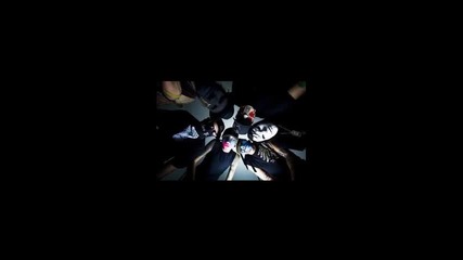 Hollywood Undead - Undead