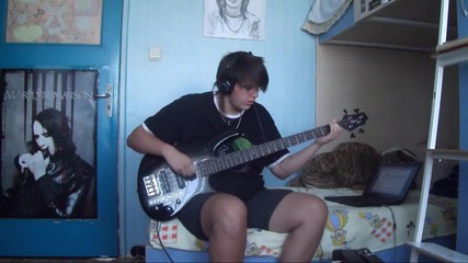 Smells like teen spirit - бас кавър