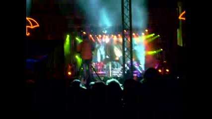 Rihanna - Rehab Sofia Live