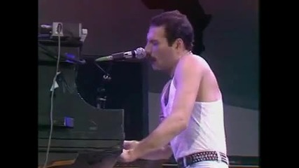 Queen - We Will Rock You and We Are The Champion (live)