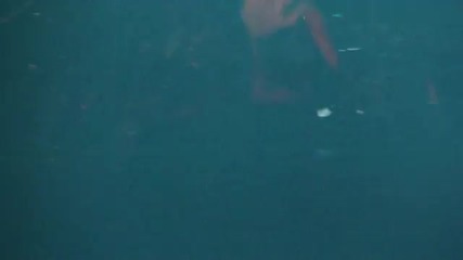 Selena Gomez - Falling Down, super bass " Chicago " 2011