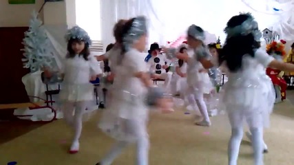 Танц на снежинките Берковица Цдг "малина"