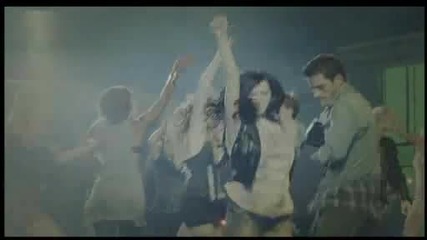 Katy Perry - Teenage Dream (official Music Video Sneak Peek) 